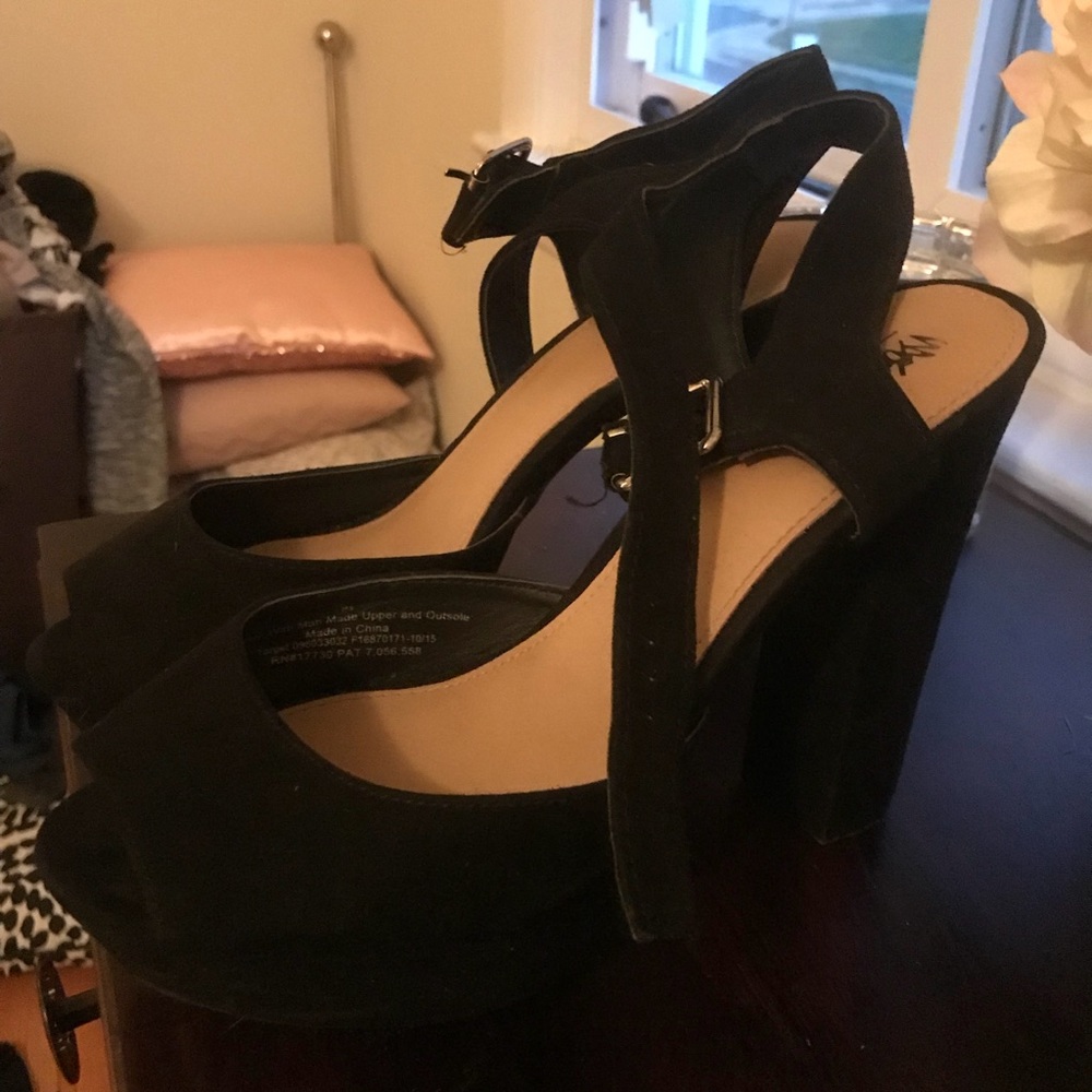 Target block heels
